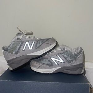 New Balance 990v5 4c